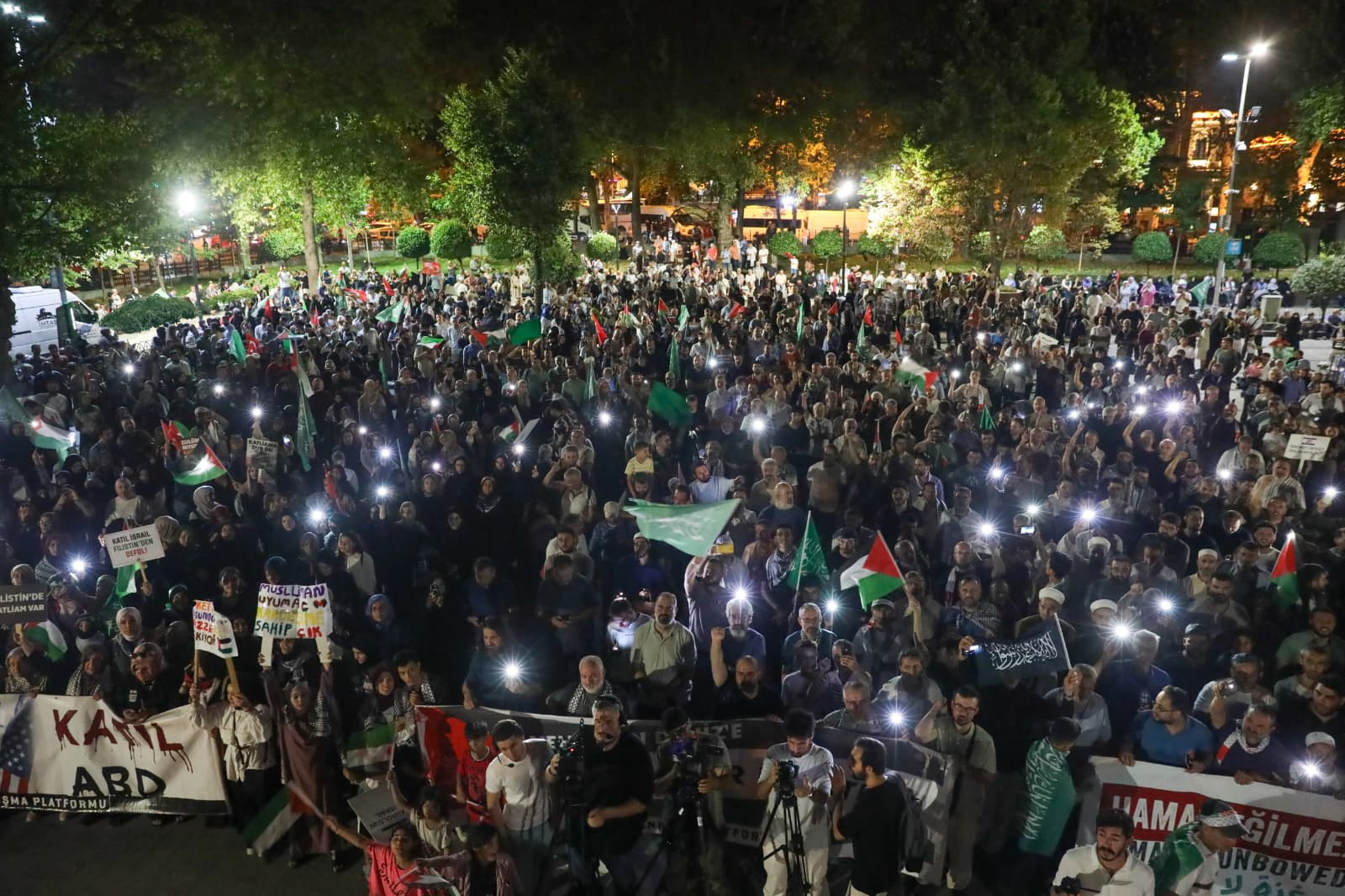 Binlerce Kişi Fatih’te Gazze Için Yürüdü (1)