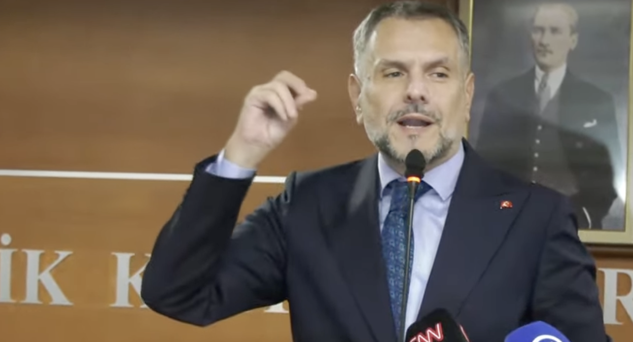 Ekran Resmi 2025 10 27 00.24.41