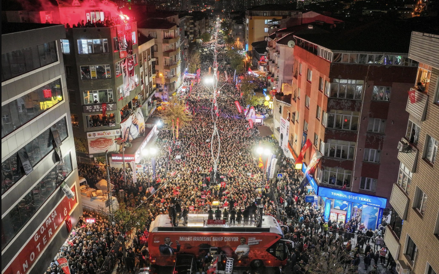 Ekran Resmi 2025 11 19 22.35.59