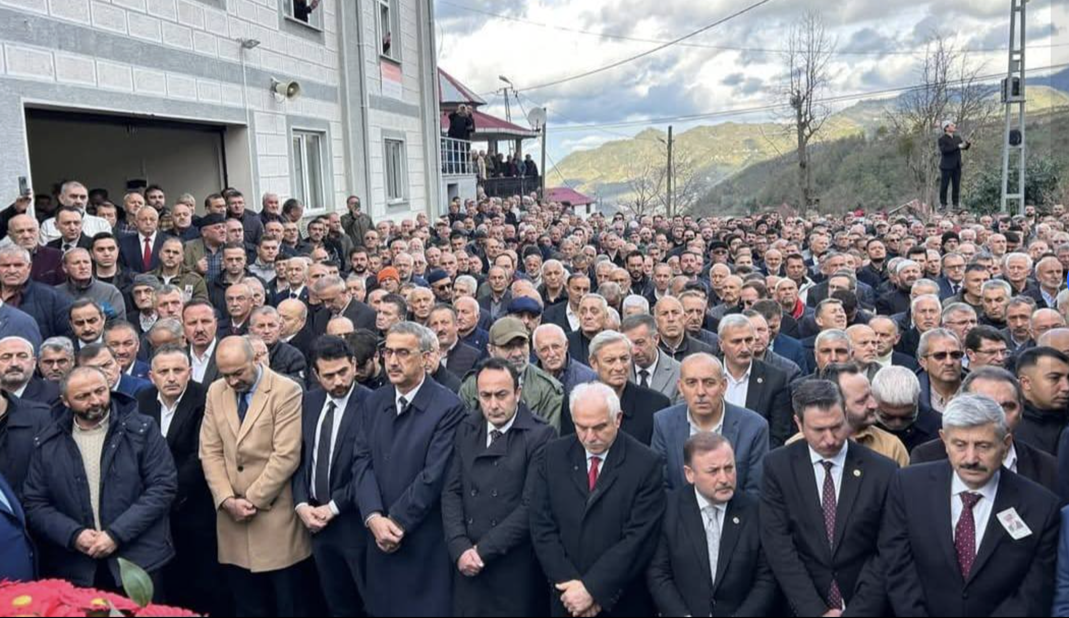 Ekran Resmi 2025 12 02 21.44.50