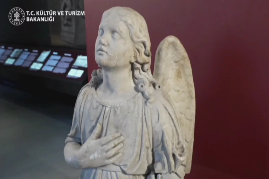 22 yıl sonra gelen iade... 'Melek Heykeli' yerine döndü