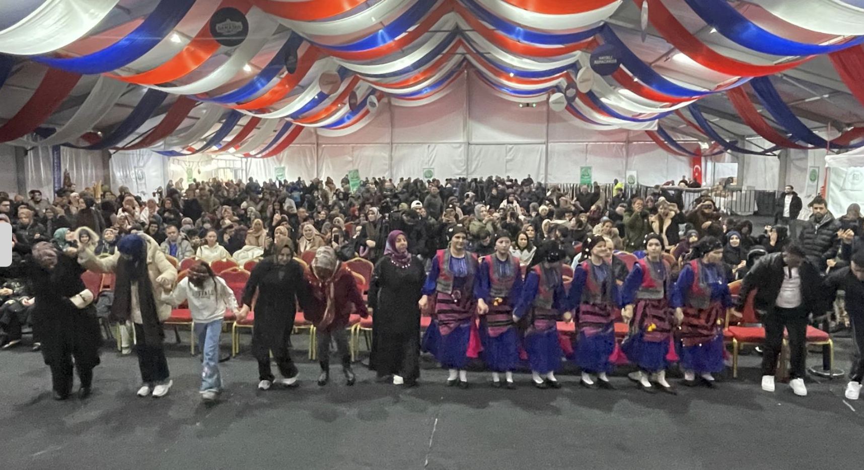 Giresunlular Hamsi Festivali'nde buluştu... 5 Ton Hamsi birlikte yendi!