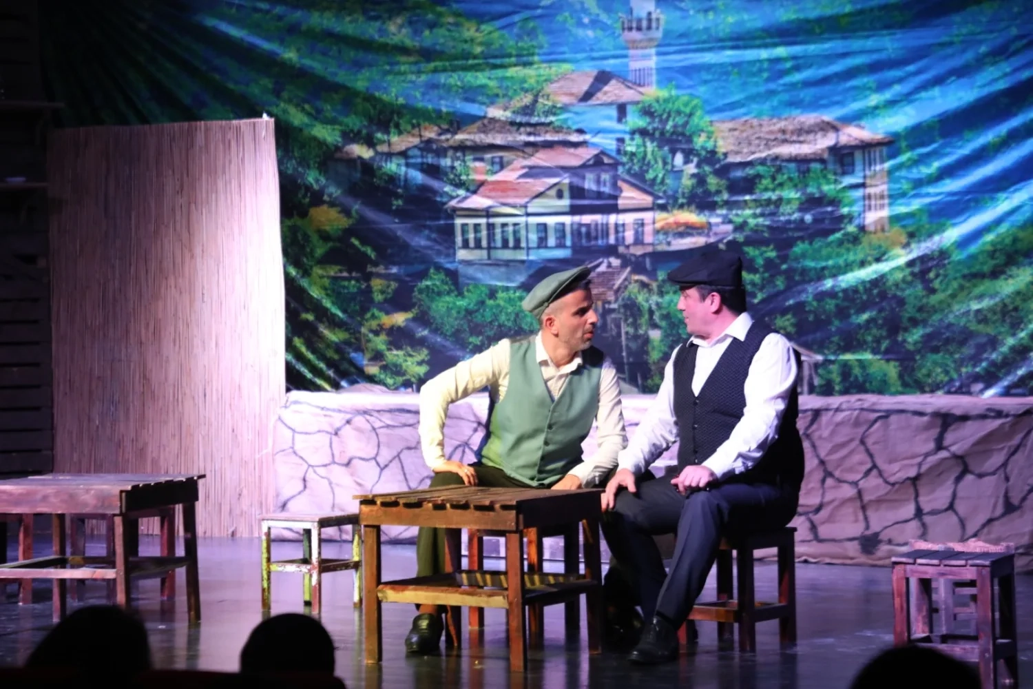 Bursa İnegöl'de 27 Mart 'Komşu Köyün Delisi' ile kutlandı