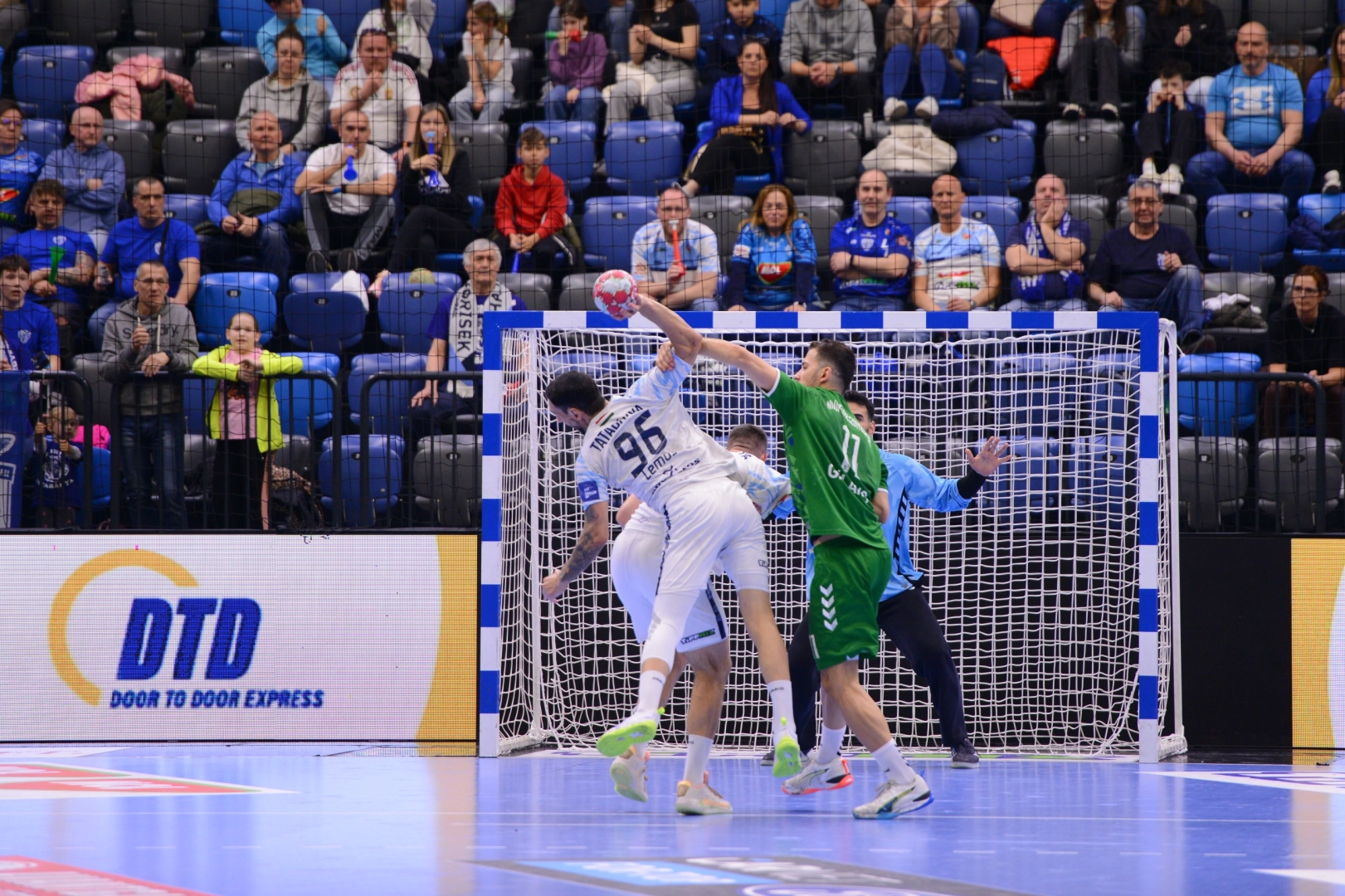 Bursa Nilüfer Belediyespor Macaristan'dan avantajlı dönüyor