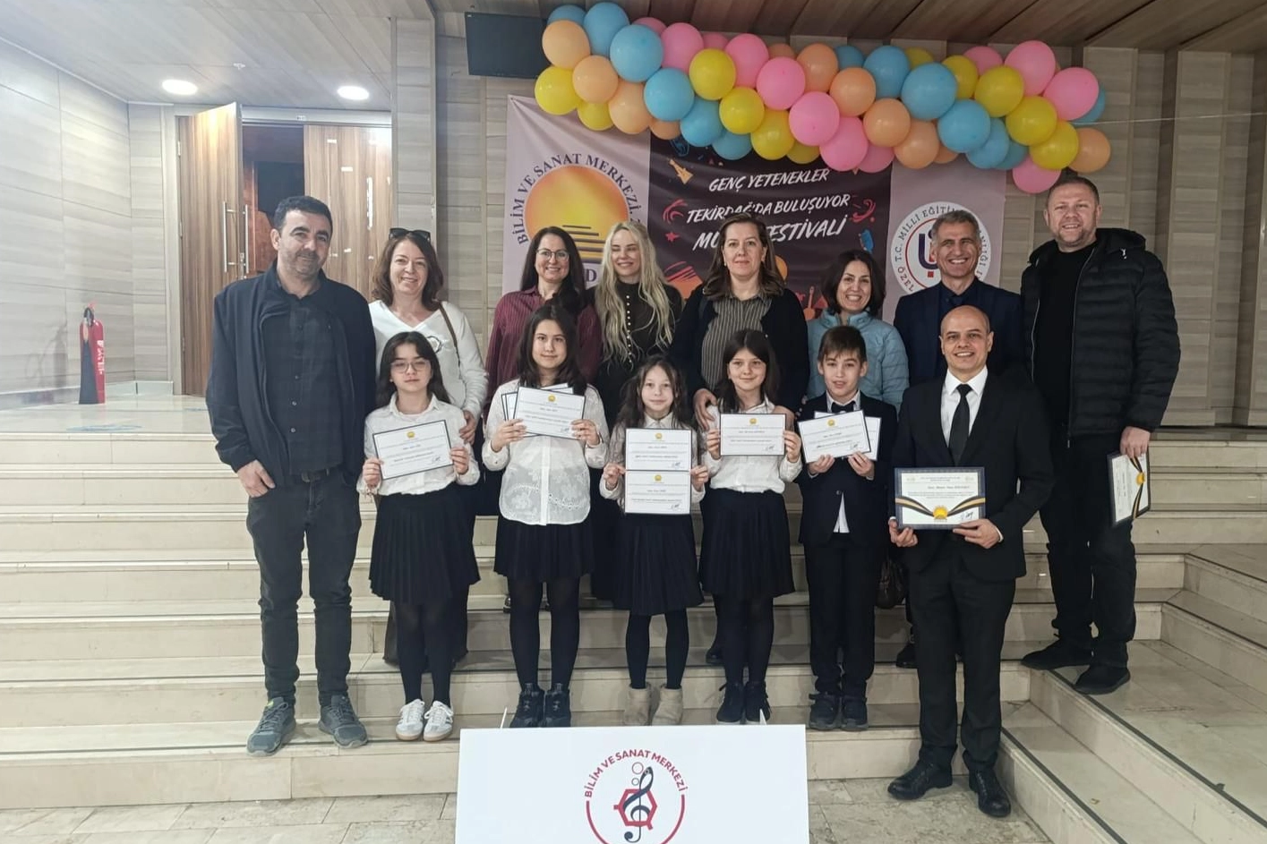 Edirne Keşanlı öğrenciler Genç Yetenekler Festivali'nden ödülle döndüler