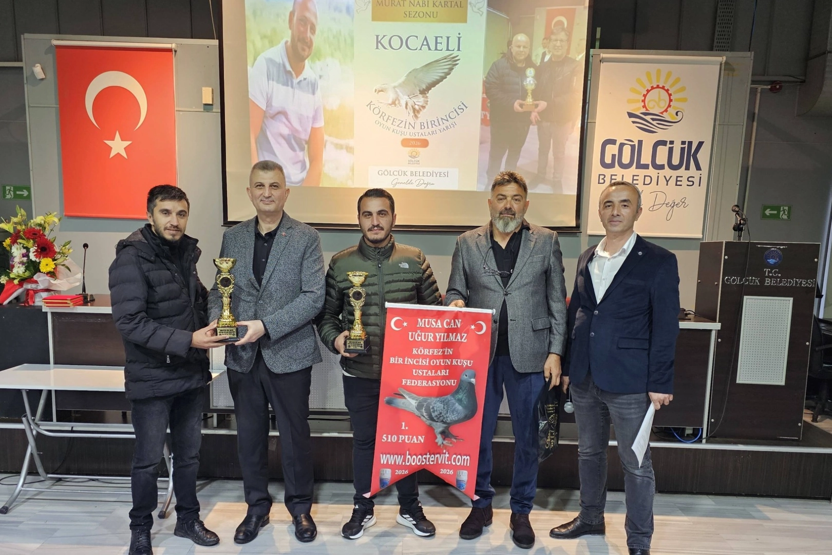 En iyi oyun kuşları Gölcük'te ödüllendirildi