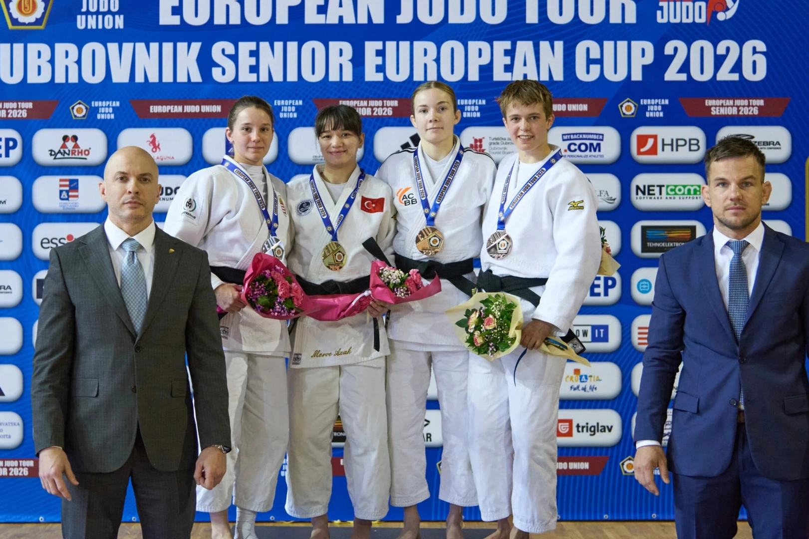 Kağıtspor'un olduğu her yerde başarı var