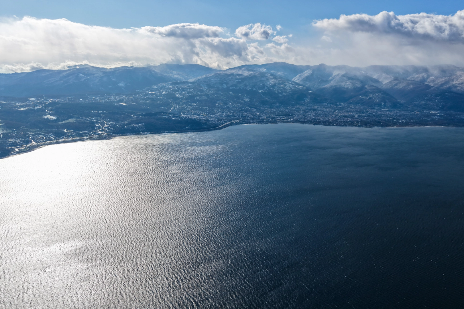 Kuvvetli yağış Sapanca Gölü'nü 8 santimetre yükseltti