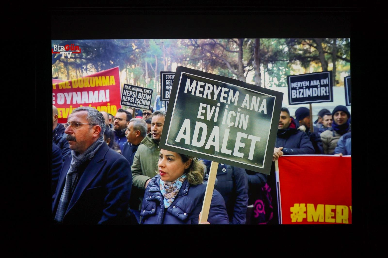 Maltepe'de 'Ekonomik Kayyuma Direnenler' belgesel gösterimi ve söyleşisi