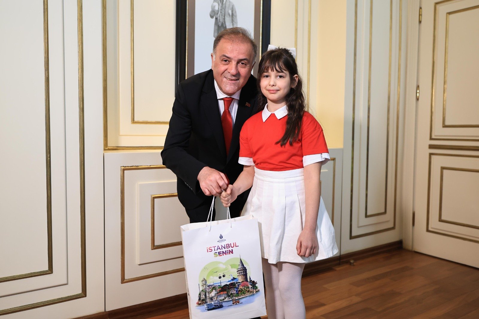 23 Nisan Taksim Sara Hane Makam 5