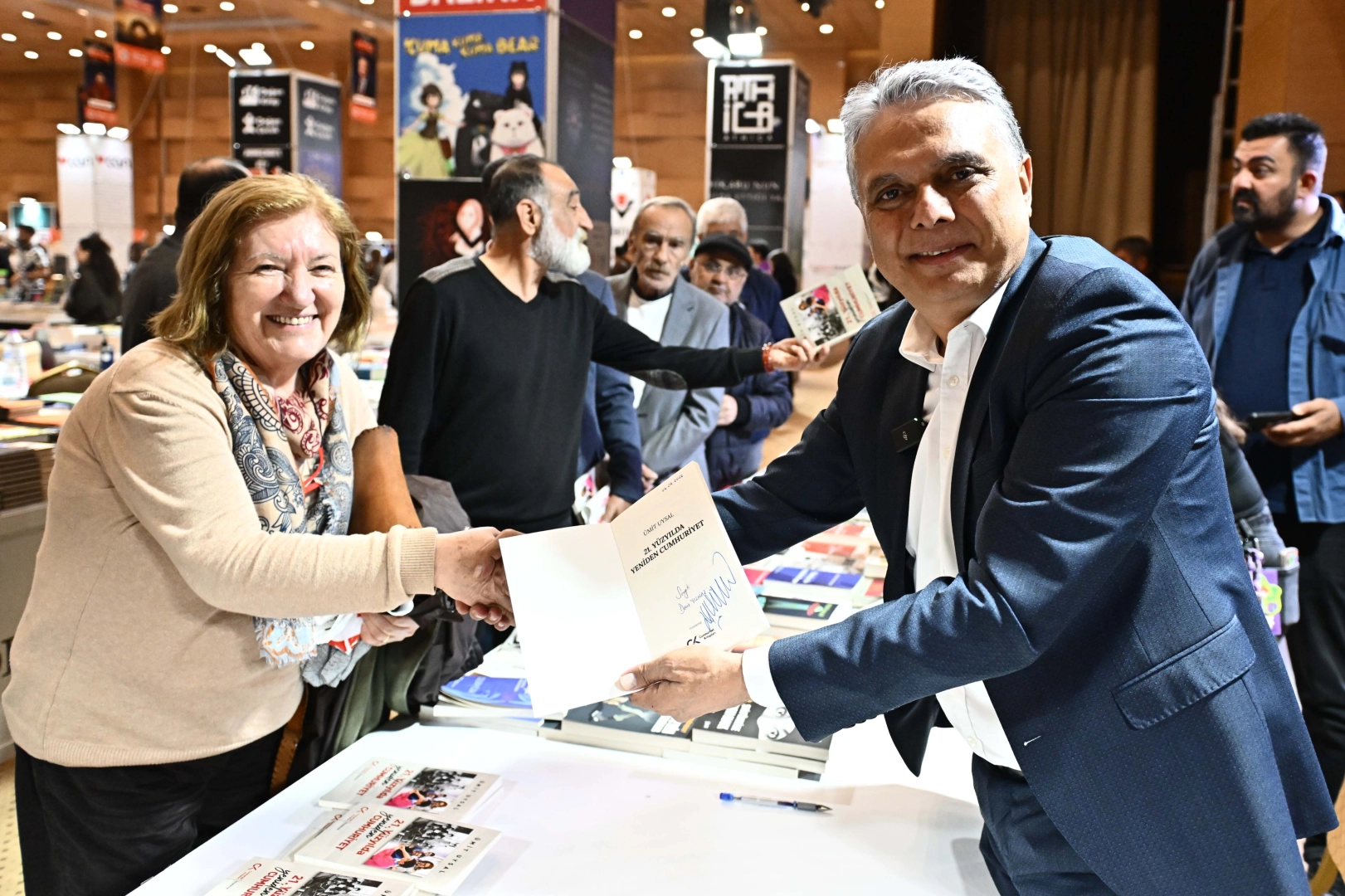 Antalya Muratpaşa'da Başkan Uysal'dan kenetlenme çağrısı