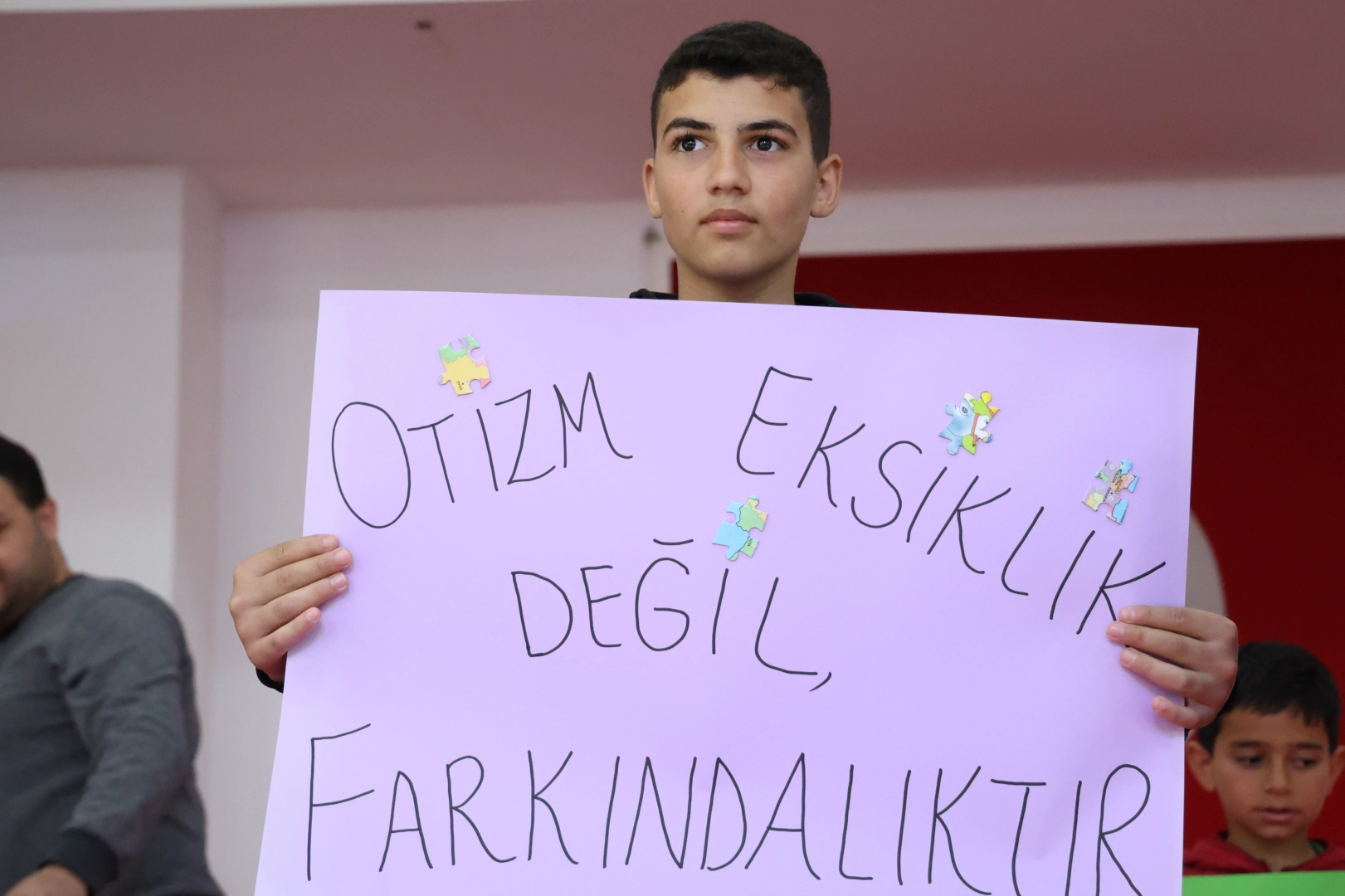 Antalya'da otizm farkındalığı için anlamlı etkinlik