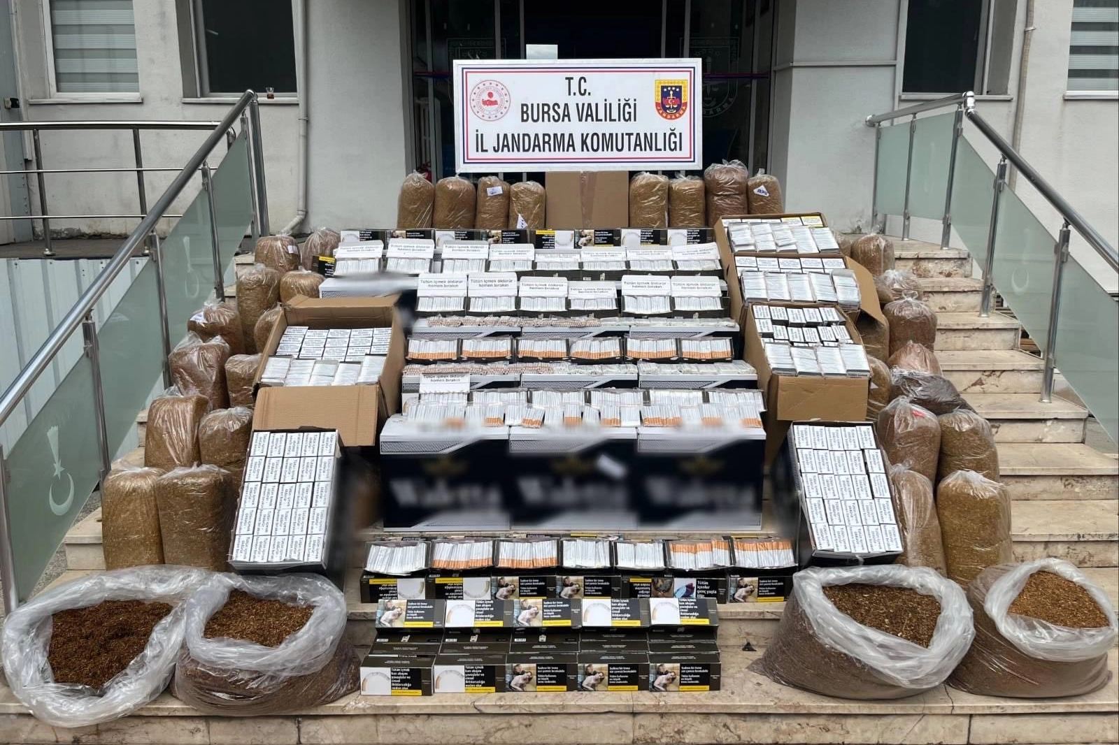 Bursa Gemlik'te kaçak tütün operasyonu