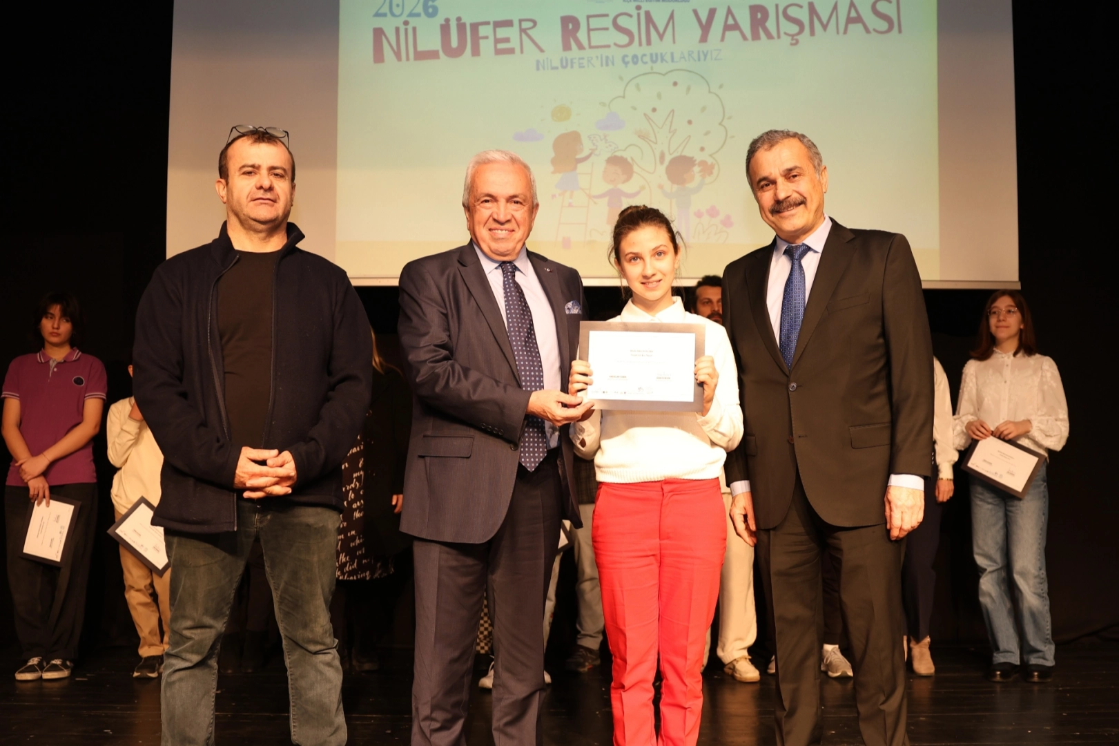 Bursa Nilüfer'in hikayesi çocukların fırçasında hayat buldu