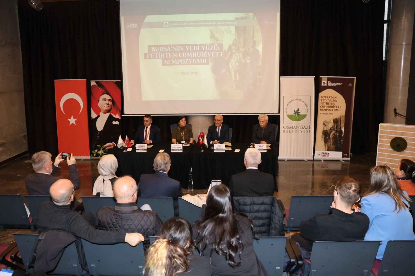 'Bursa'nın Yedi Yüzü' Sempozyumu Bursa tarihine ışık tuttu