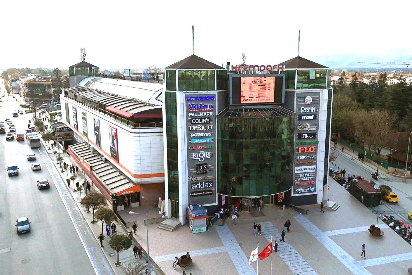 Düzce'de Krempark AVM'ye mühür!