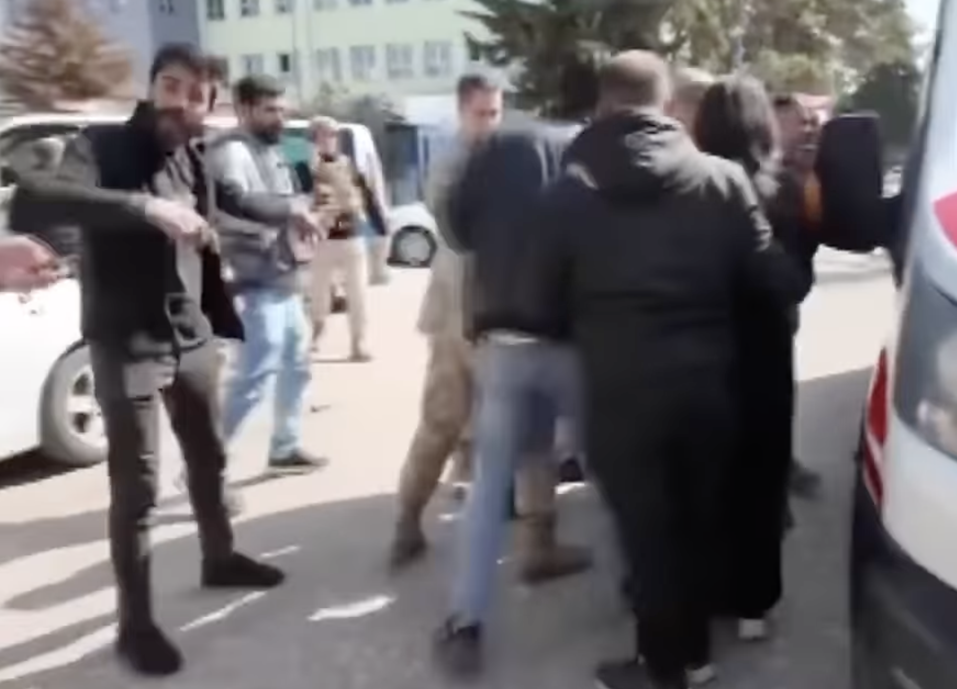 Ekran Resmi 2026 04 14 15.38.54