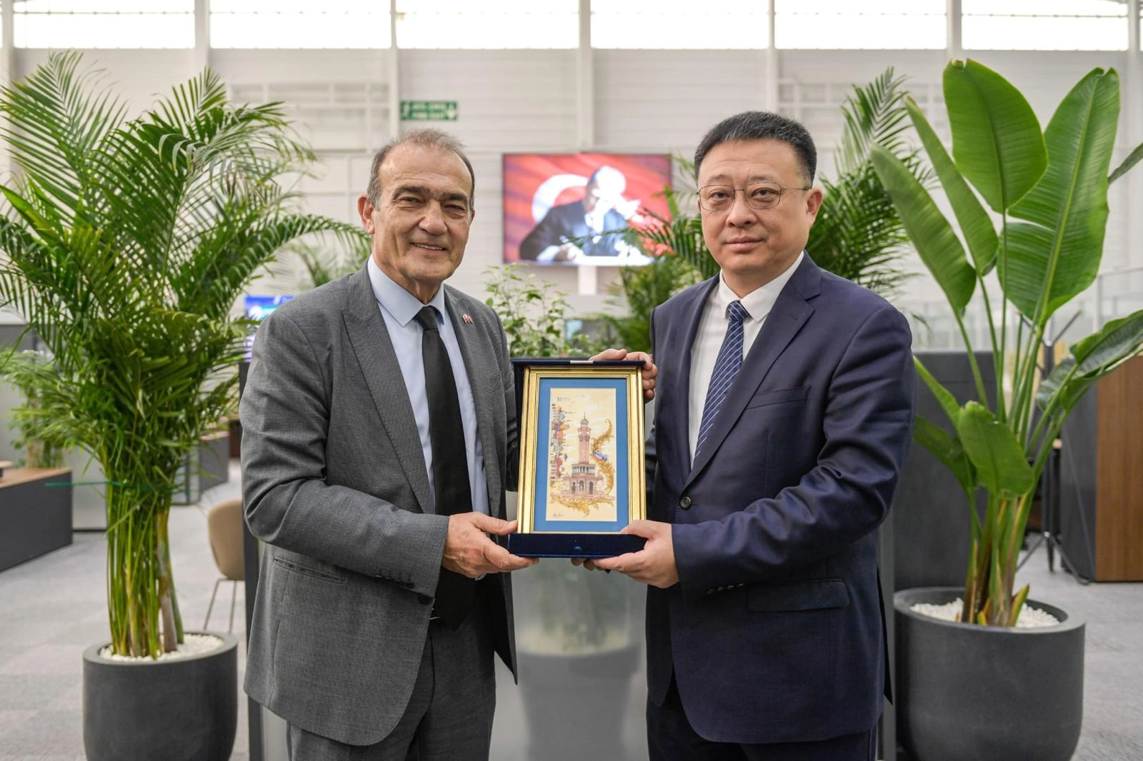 İki körfez şehri iş birliği masasında