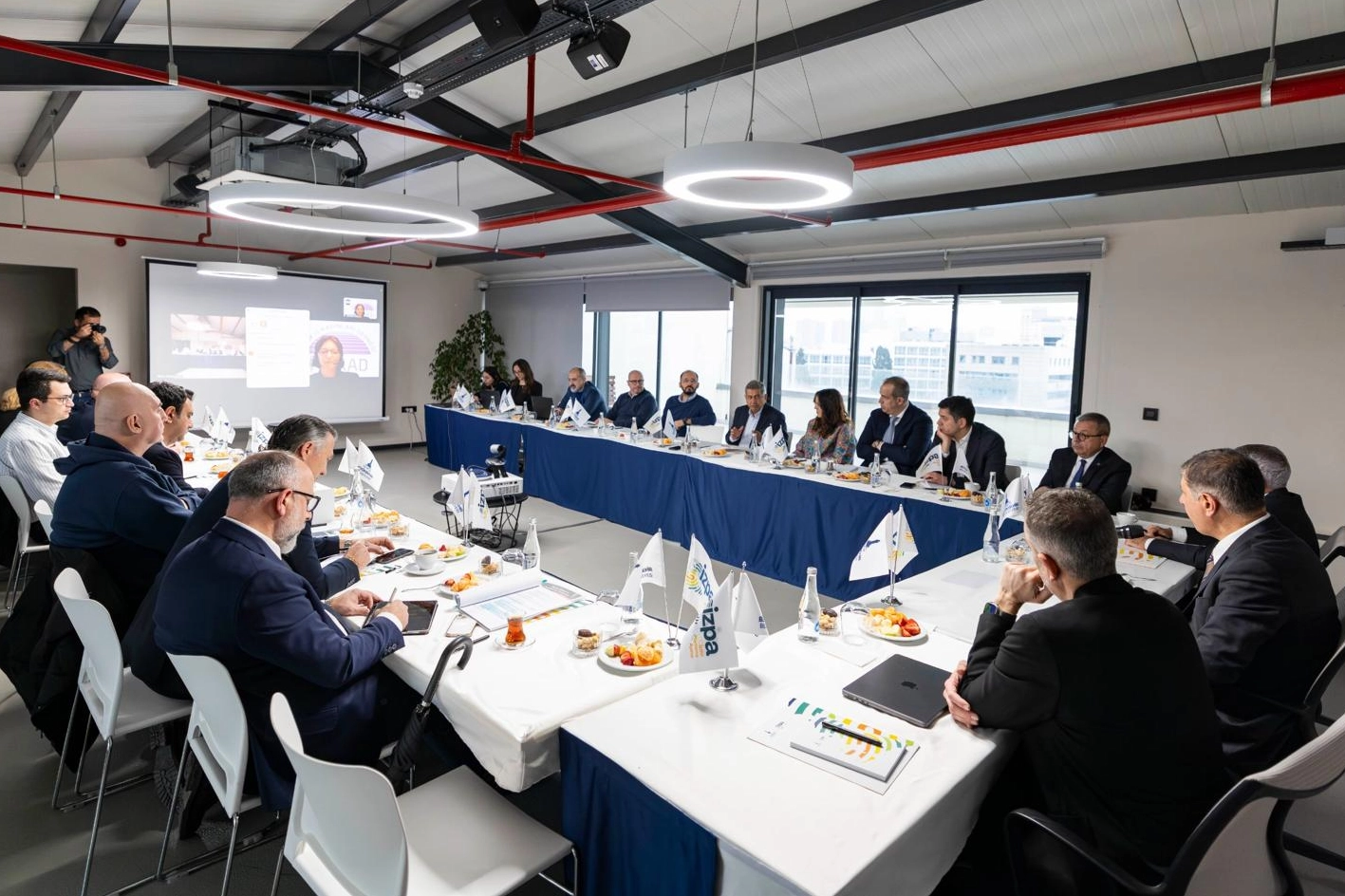 İzmir'de Yapay Zeka Konseyi ilk kez toplandı