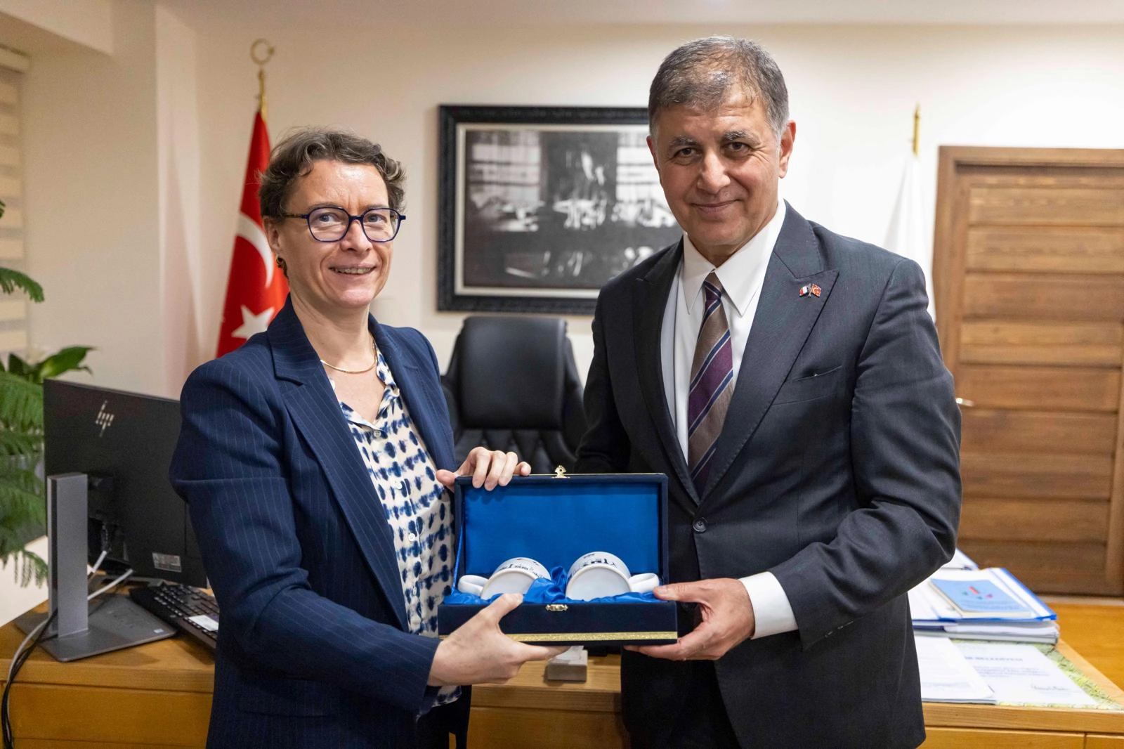 İzmir'in Fransa şehirleriyle bağı güçleniyor 