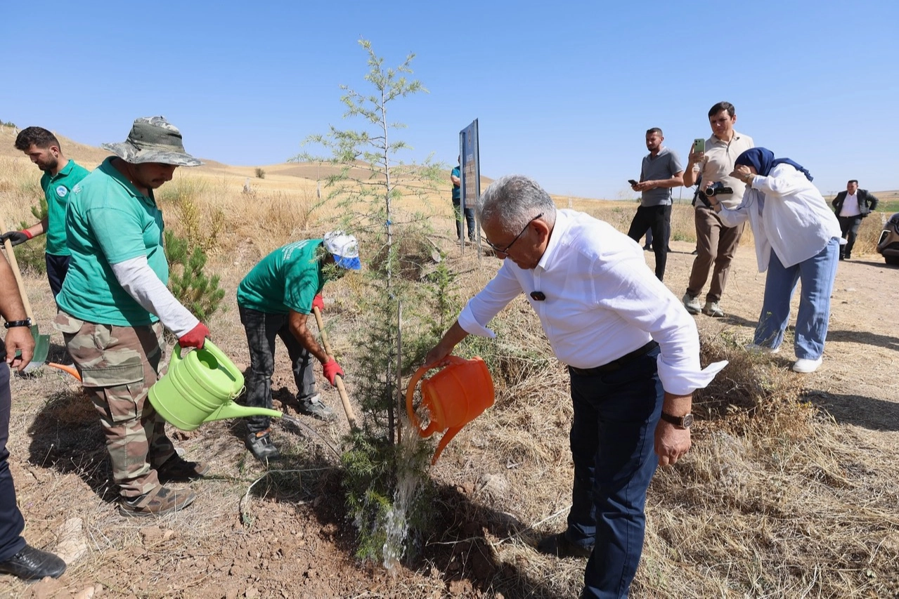 Kayseri Büyükşehir'den kente 'yeşil' atılım