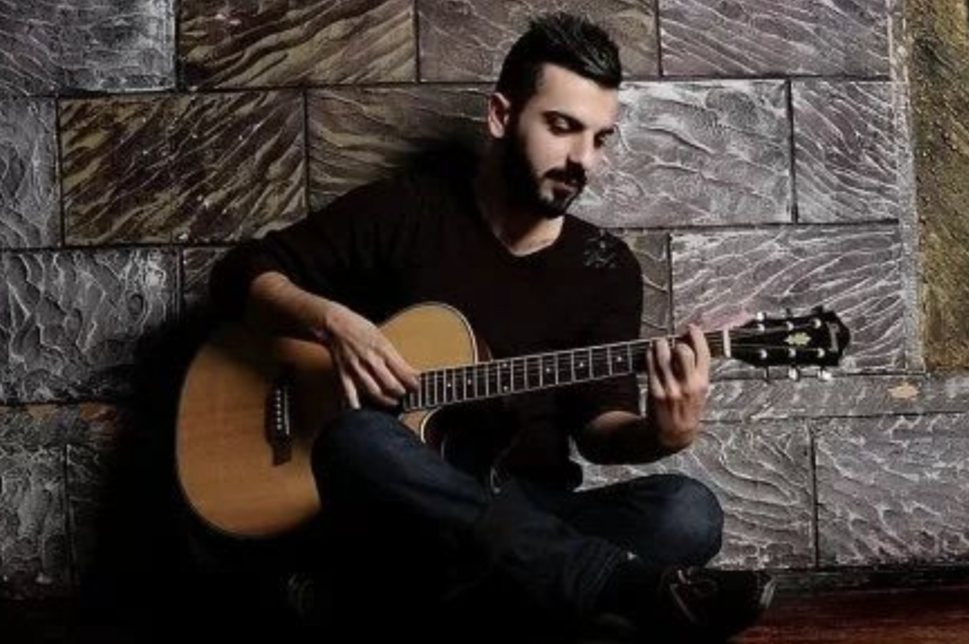 Bağımsız müzisyen Kemal Ceyhan üretimini sürdürüyor