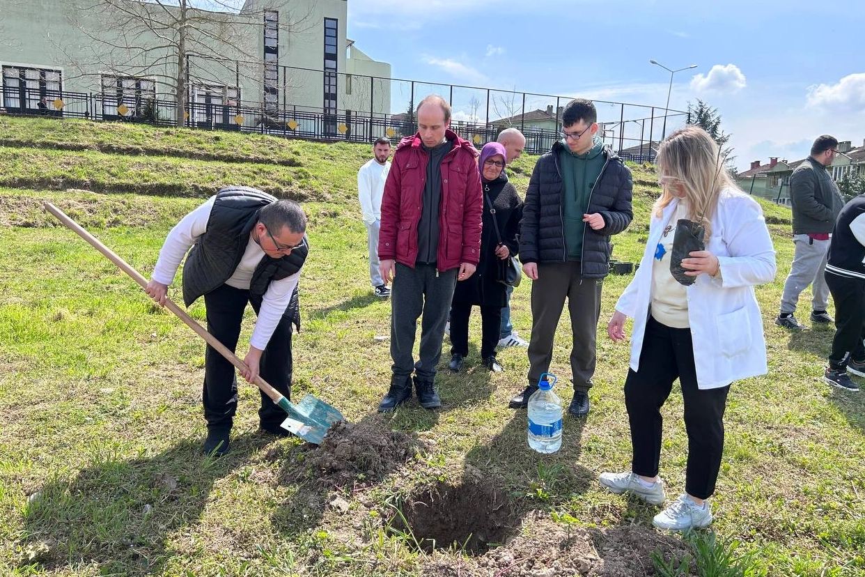 Sakarya'da özel bireyler doğa ve üretimle buluştu