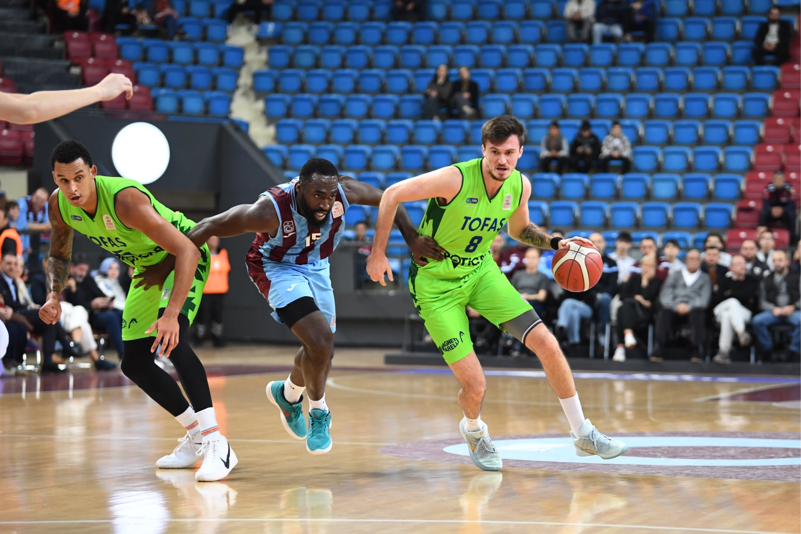 TOFAŞ, Trabzonspor Basketbol'u konuk ediyor