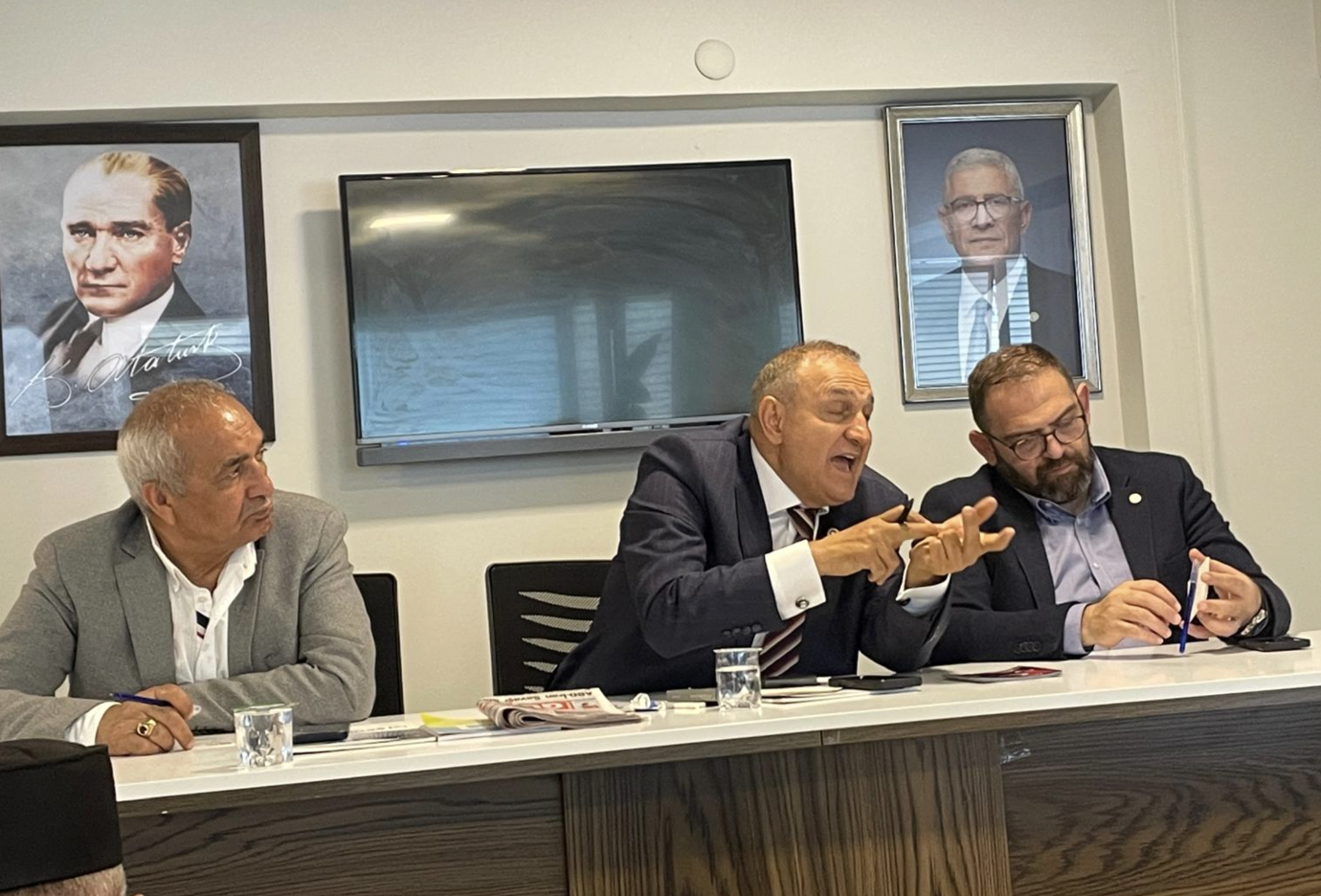 Iyiparti Gop1