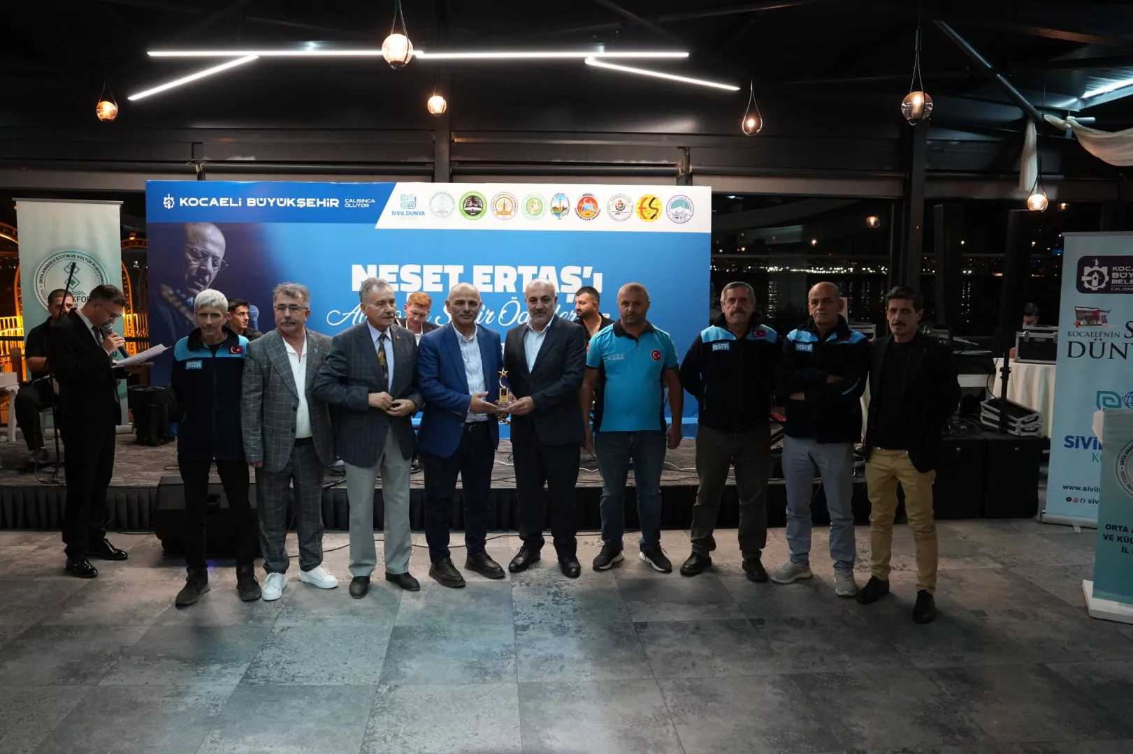 Bozkırın Tezenesi'ne Kocaeli'de vefa gecesi