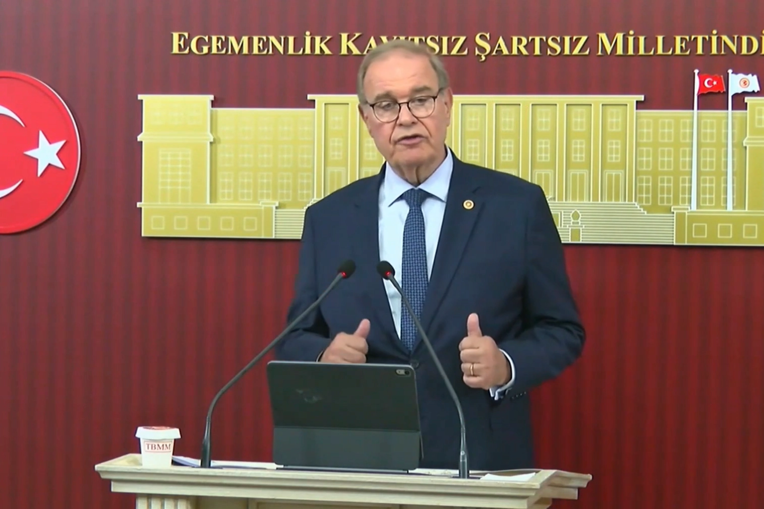 SİYASET