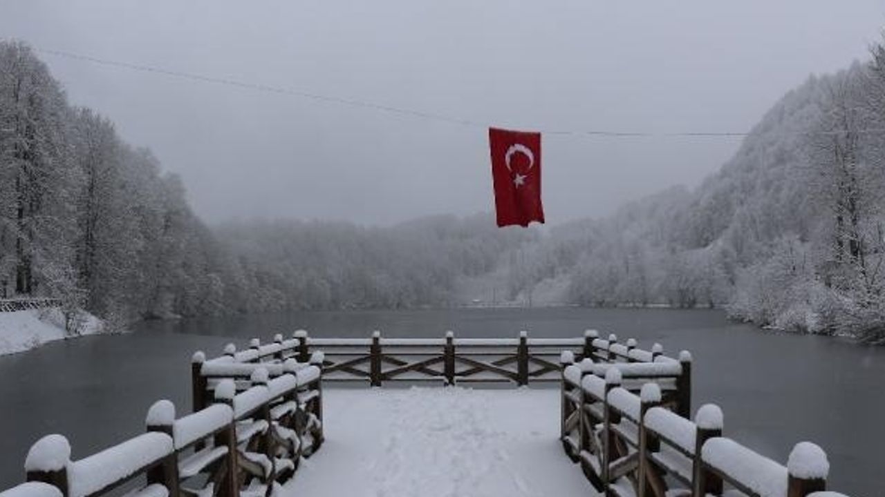 Ulugöl'de kar güzelliği