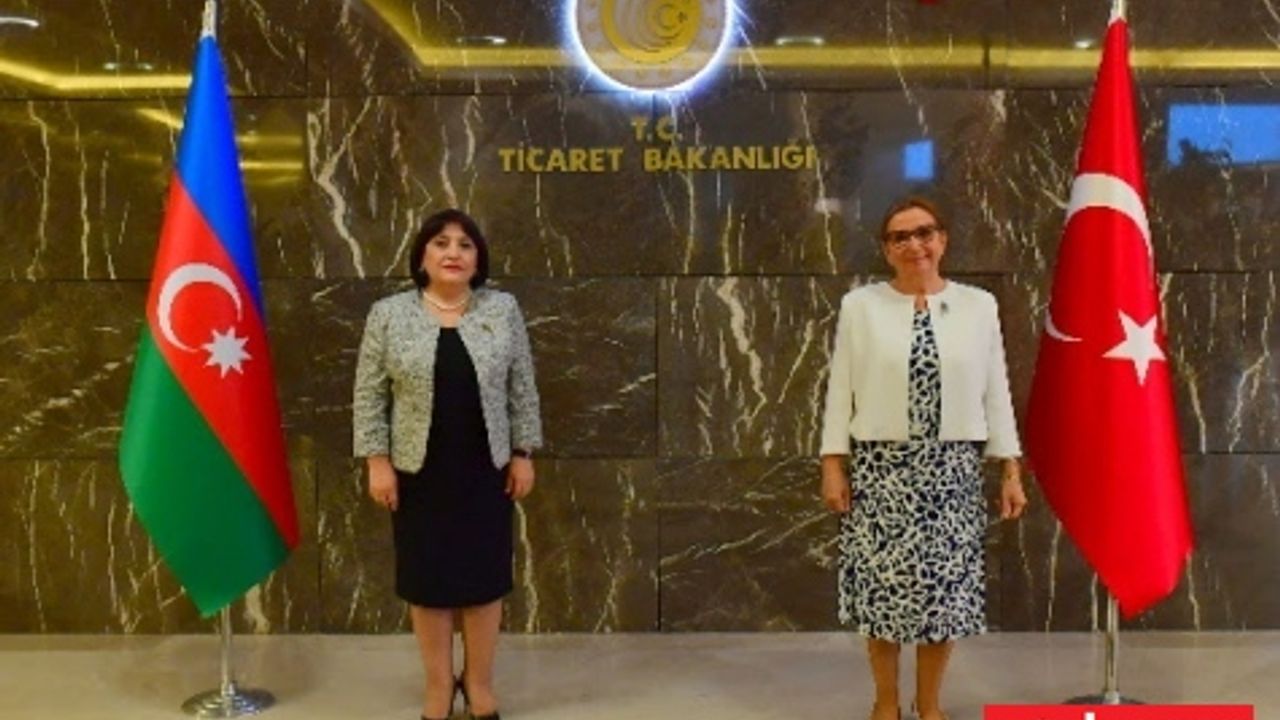 Ticaret Bakanı Pekcan, Azerbaycan Meclis Başkanı ile görüştü