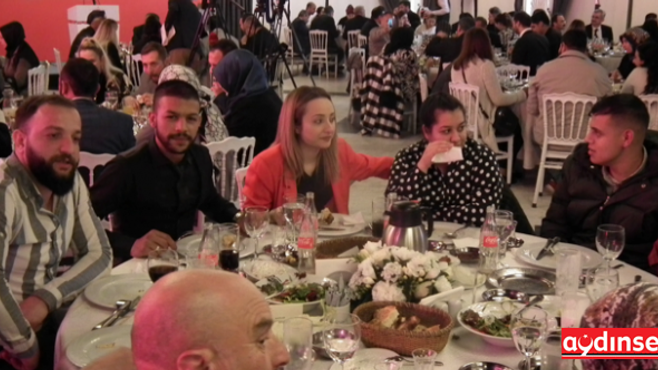 Vali Yerlikaya'dan 'Dünya Romanlar Günü'nde iftar yemeği