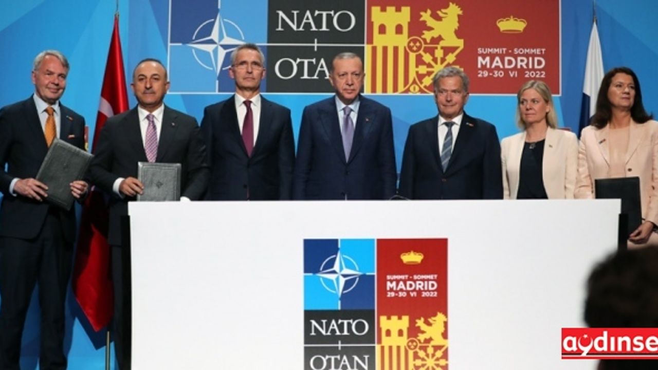 Madrid'deki 4 görüşmede İsveç ve Finlandiya'ya NATO'ya üyelik çıktı