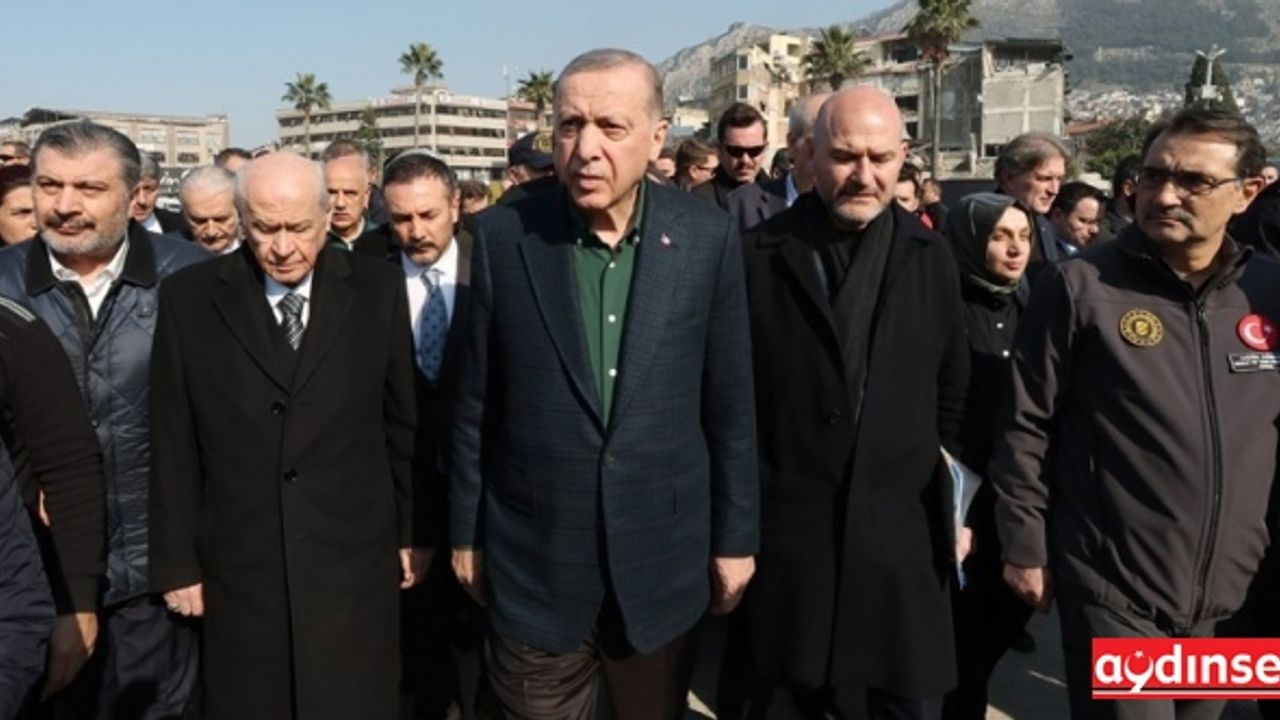 Cumhurbaşkanı Erdoğan, Bahçeli ile deprem bölgelerini ziyaret etti  