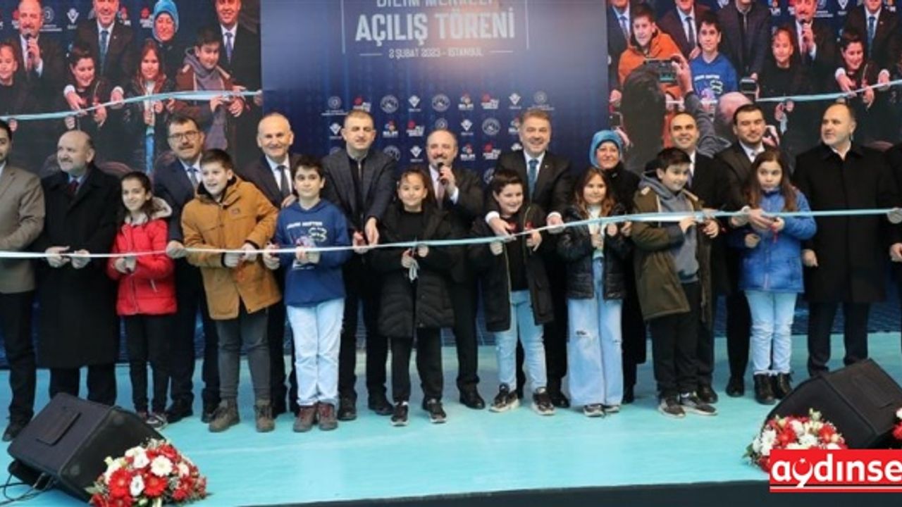 GOP Belediyesi'nin Özdemir Bayraktar Bilim Merkezi Hizmete açıldı