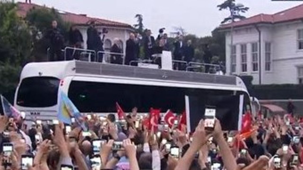 Yüzyılın Cumhurbaşkanı Tayyip Erdoğan seçildi; Bay Bay Kemal