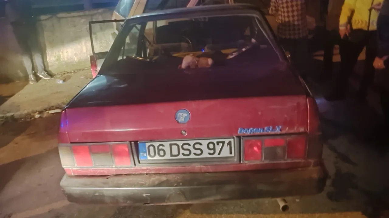 Alkollü ve ehliyetsiz sürücü polisten kaçamadı