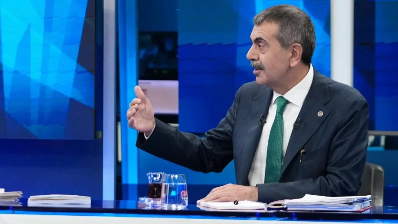 Bakan Tekin'den'kılık kıyafet' vurgusu