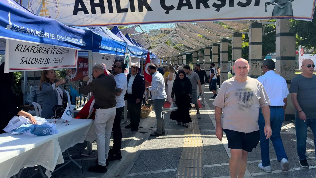 İzmir Çiğli'dekursiyerler Ahilik Haftası'nda hünerlerini sergiledi