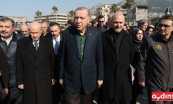 Cumhurbaşkanı Erdoğan, Bahçeli ile deprem bölgelerini ziyaret etti  