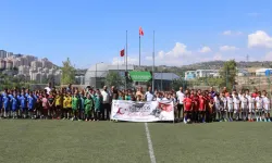 Zafer Bayramı Futbol Turnuvasında minikler sahne aldı