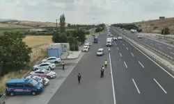 Son dakika... Trafikte 430 bini aşkın araç ve sürücüye ceza