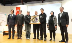 İzmir'de TÜBİTAK Bilim Olimpiyatları hazırlık eğitimleri tamamlandı