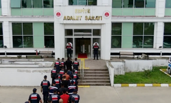 Bakan Yerlikaya açıkladı; 7 İlde organize suç örgütüne operasyon