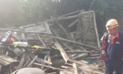 Düzce'de çöken ahşap ev çöktü;  1 kişi hayatını kaybetti