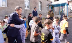 Öğrenciler ara tatile çıktı... Bakan Tekin: Dinlenin, kendinize zaman ayırın