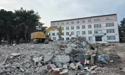 Bursa Hamitler'de 43 yıllık ortaokul yıkıldı... Yerine modern okul geliyor