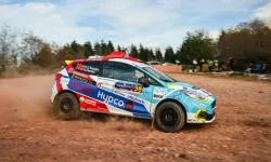 Bursa Osmangazi'nin gururundan podyumda çifte başarı